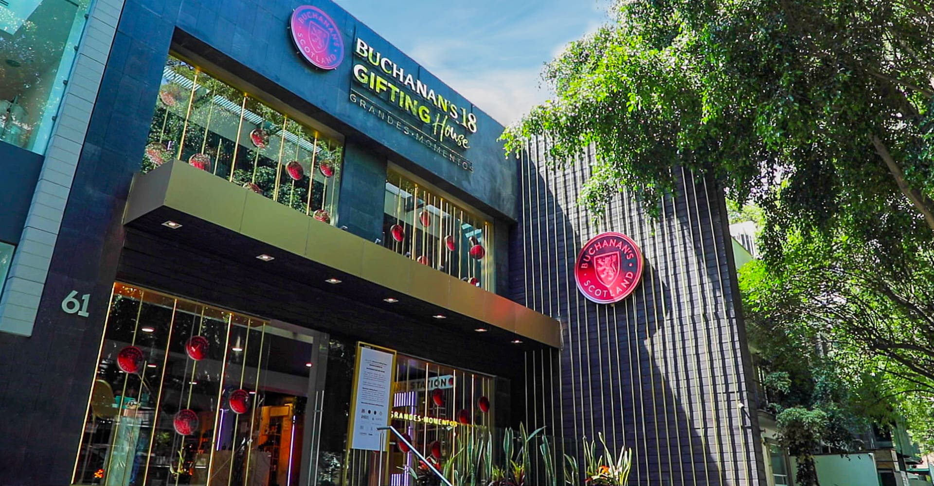 DIAGEO | BUCHANAN'S GIFTING HOUSE - 5