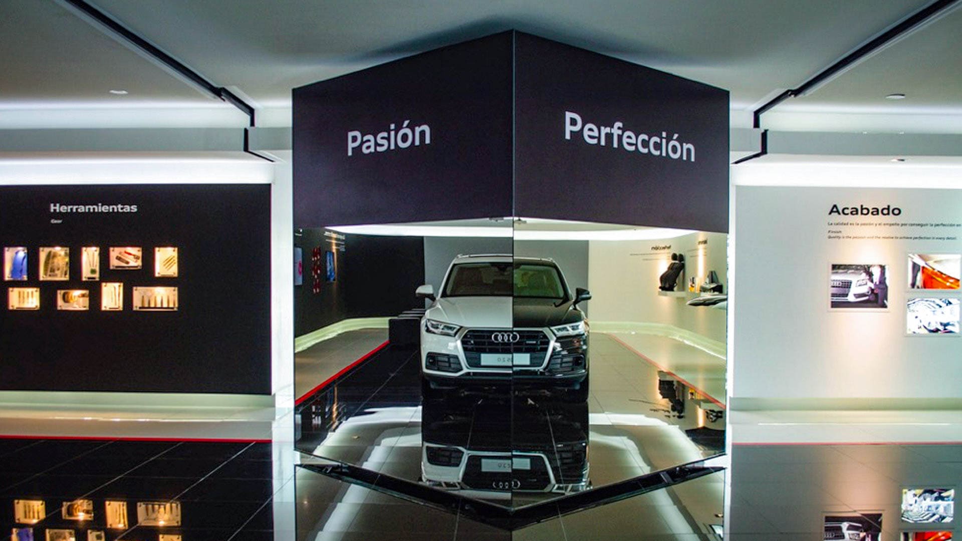 AUDI | SHOWROOM - 1
