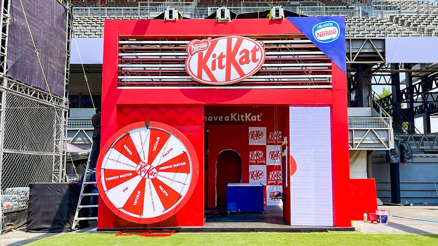 KIT KAT | STAND VIVE LATINO - 2